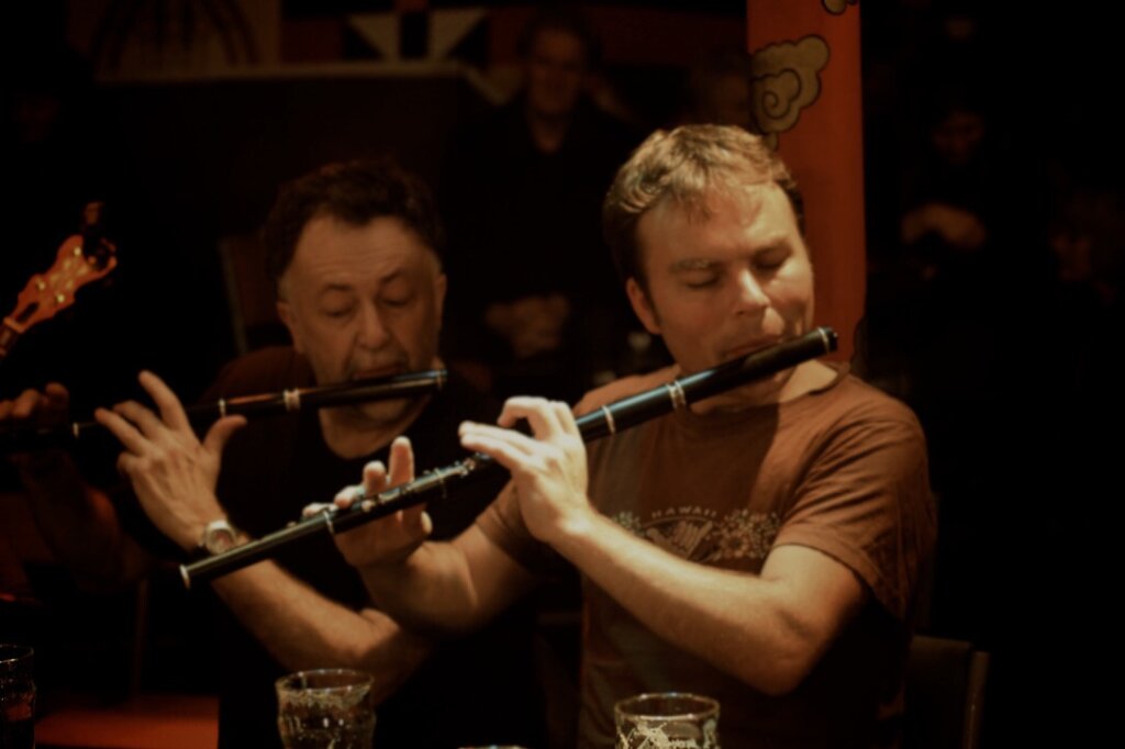 Brendyn playing jigs and reels at Ceol Aneas festival.